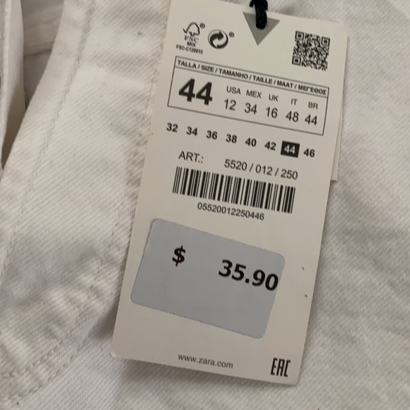 Zara Shorts - Picture 2 of 4